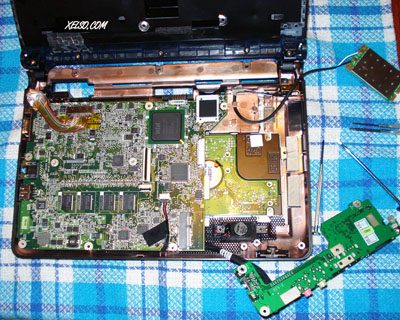 Montaje de RAM de un Acer Aspire one por xelso