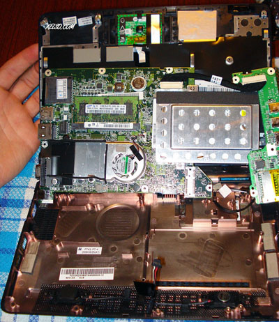 Montaje de RAM de un Acer Aspire one por xelso